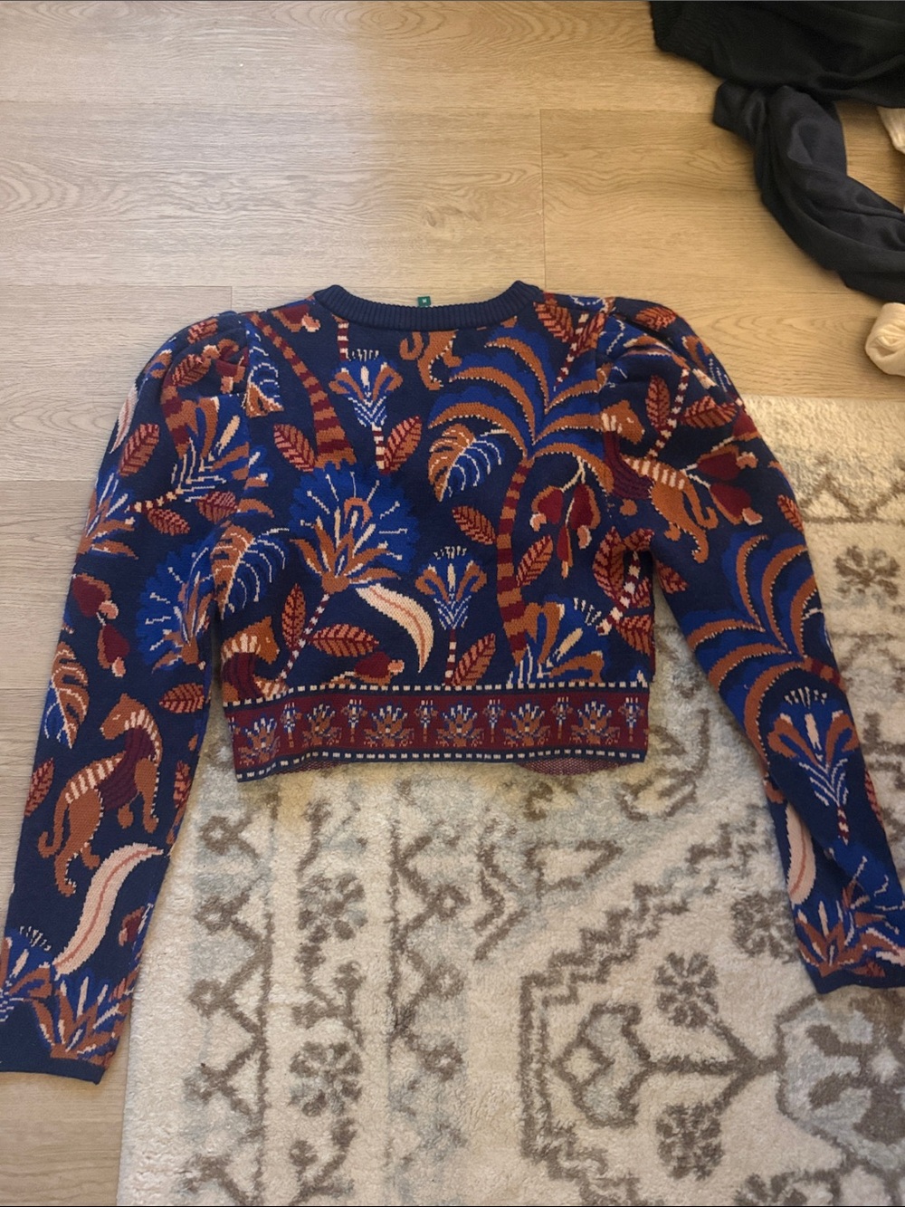Farm Rio Sweater Top - Picture 4 of 4